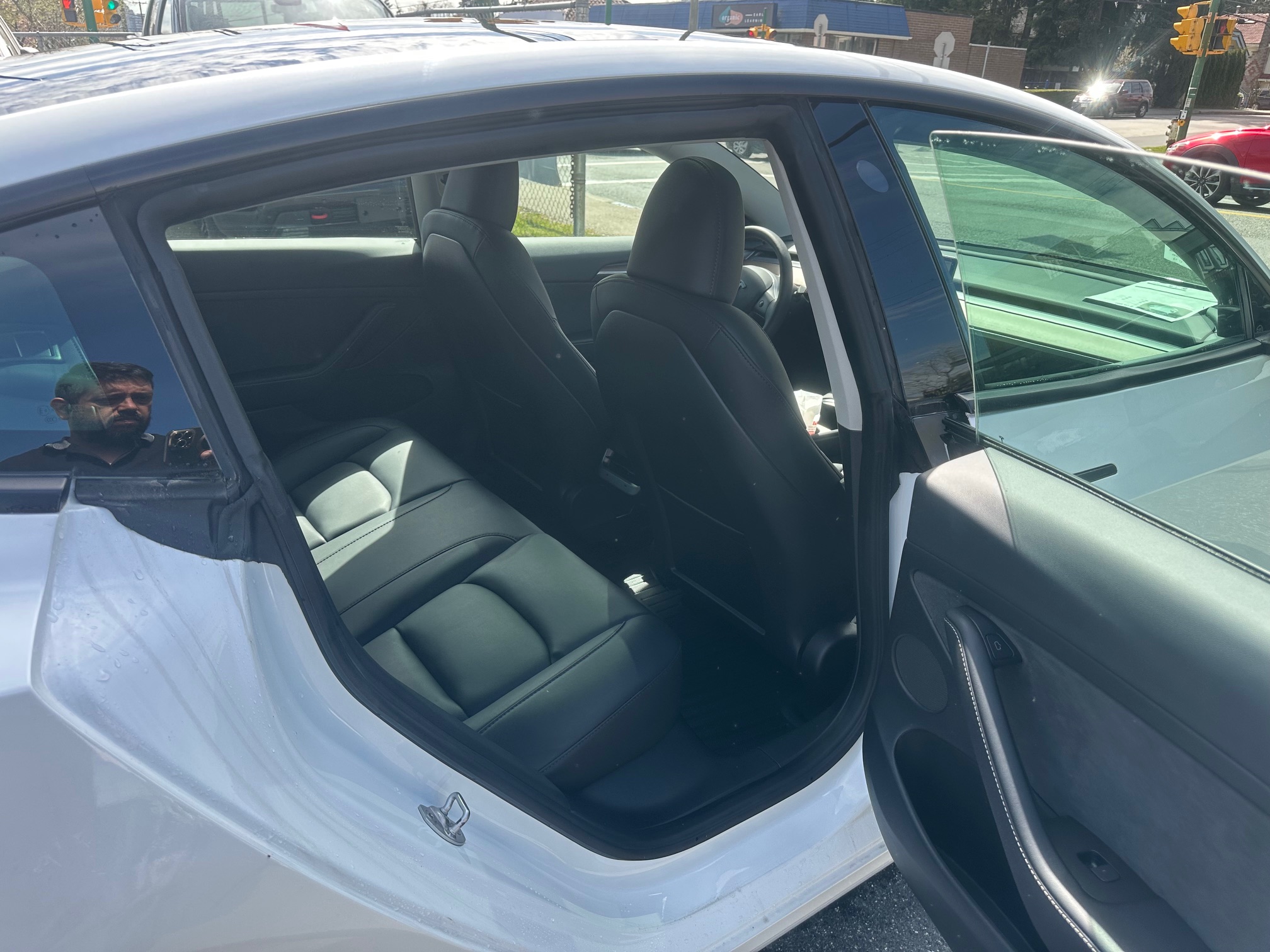 Tesla model 3 standard range 2023