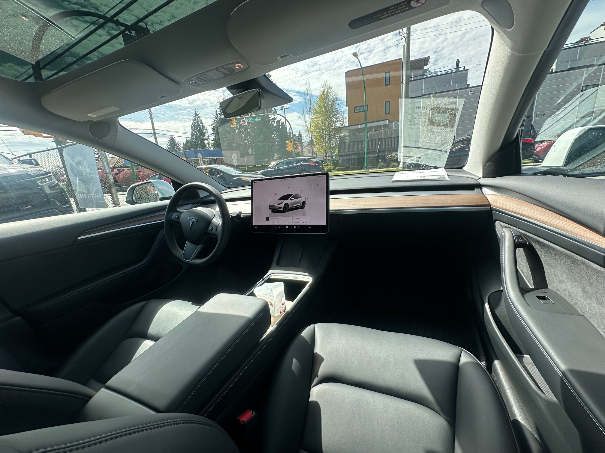 Tesla model 3 standard range 2023