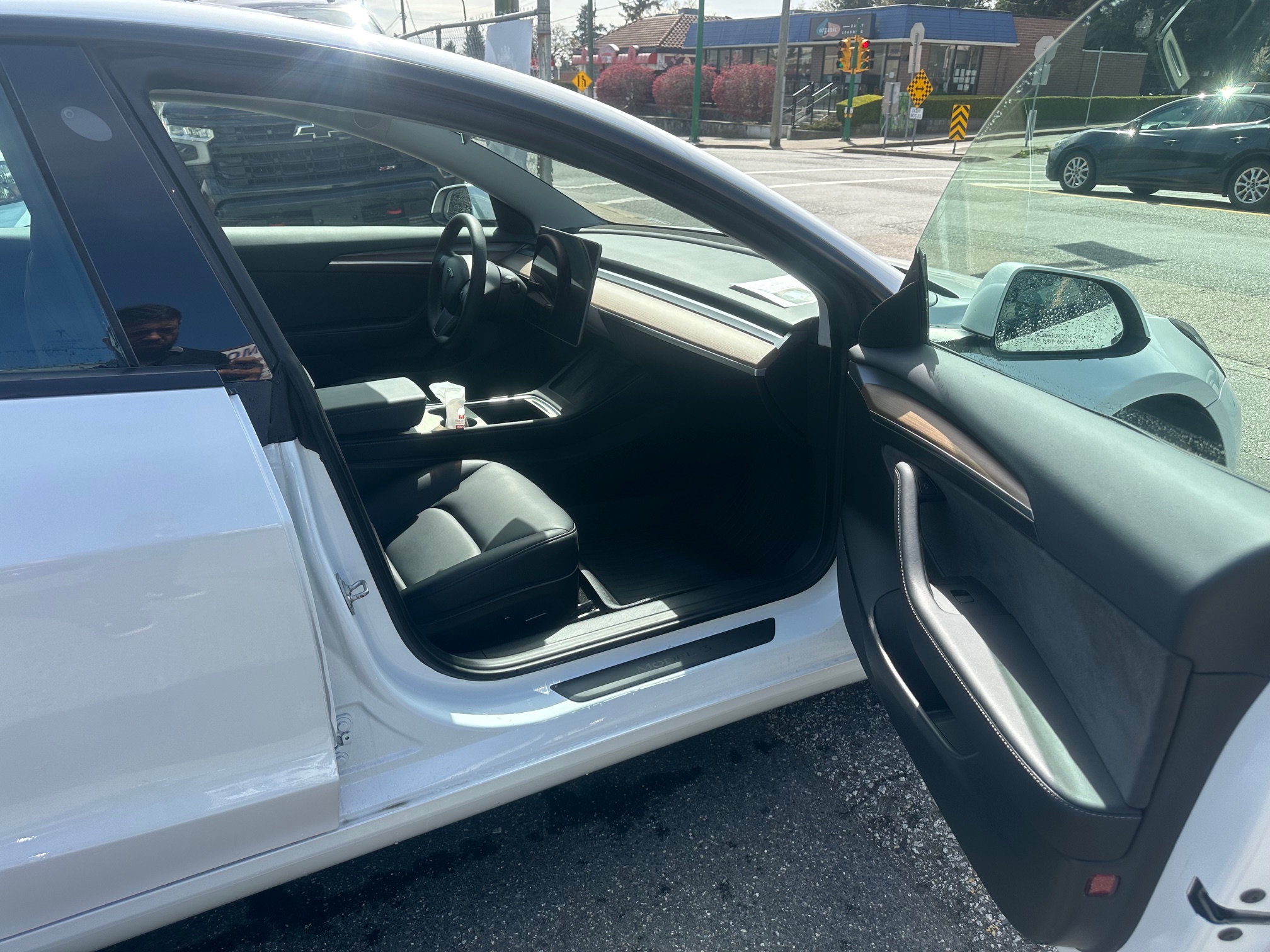 Tesla model 3 standard range 2023