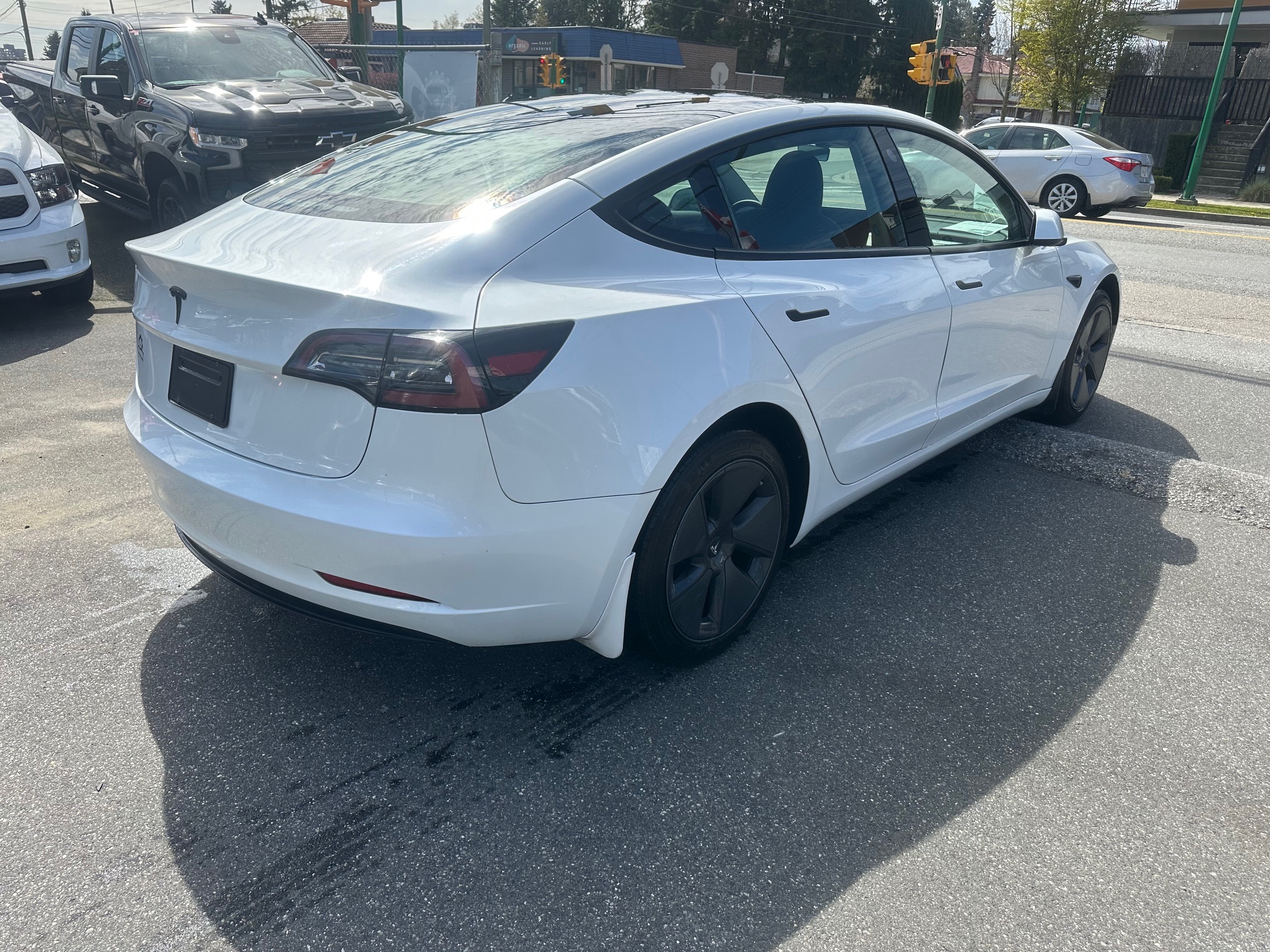 Tesla model 3 standard range 2023