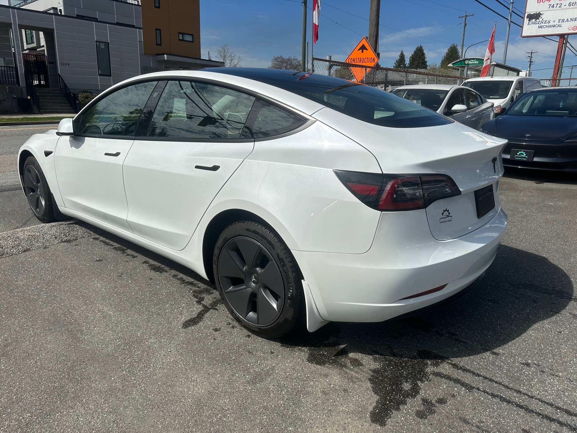 Tesla model 3 standard range 2023