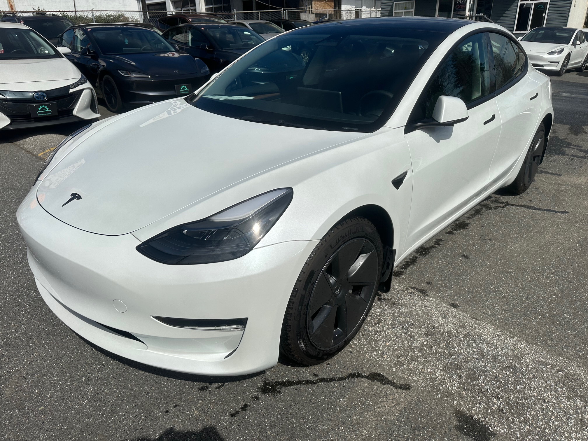 Tesla model 3 standard range 2023