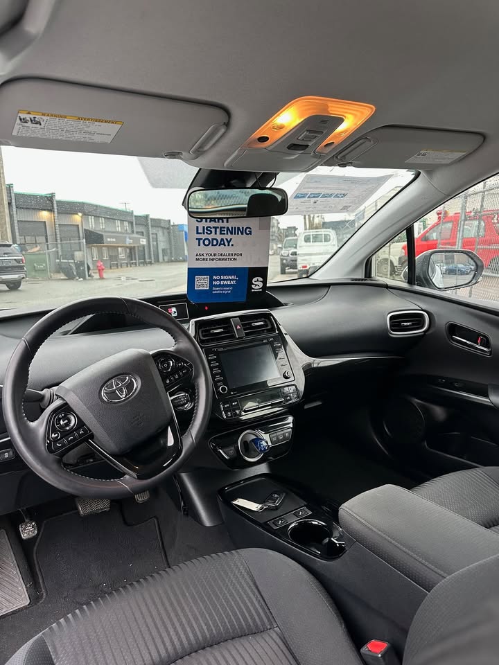 Toyota prius plug in hybrid