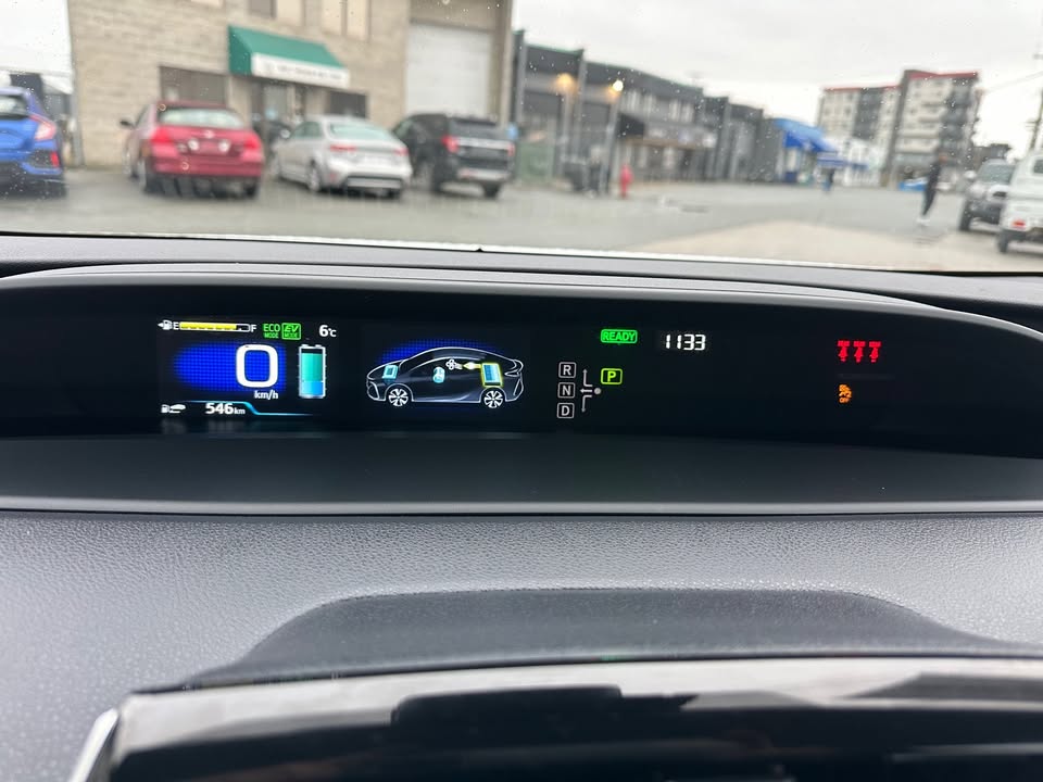 Toyota prius plug in hybrid