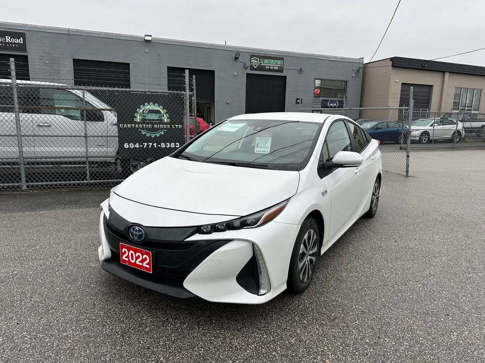 Toyota prius plug in hybrid