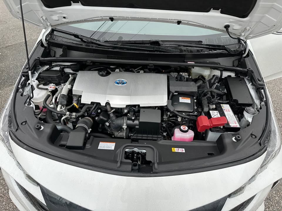 Toyota prius plug in hybrid