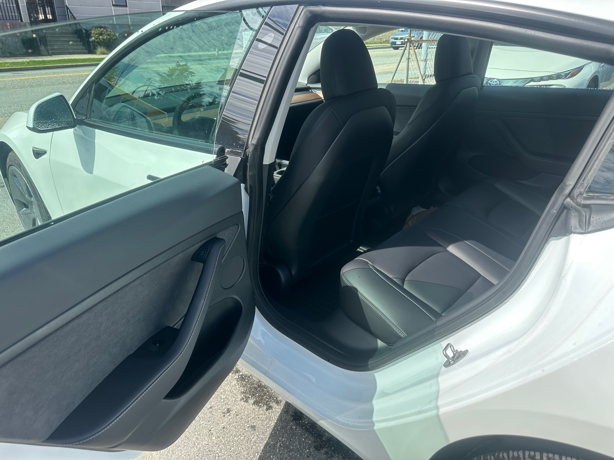 Tesla model 3 standard range 2023