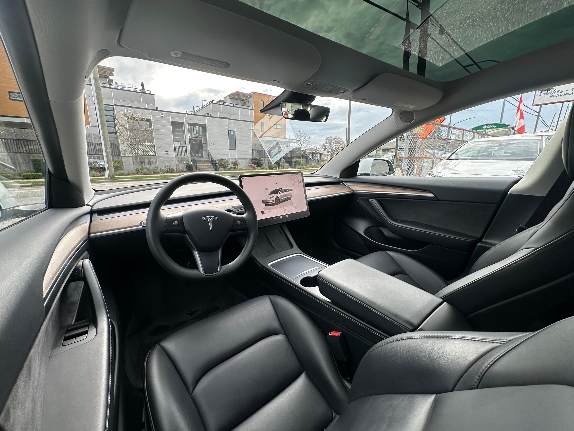 2023 Tesla 3 standard range