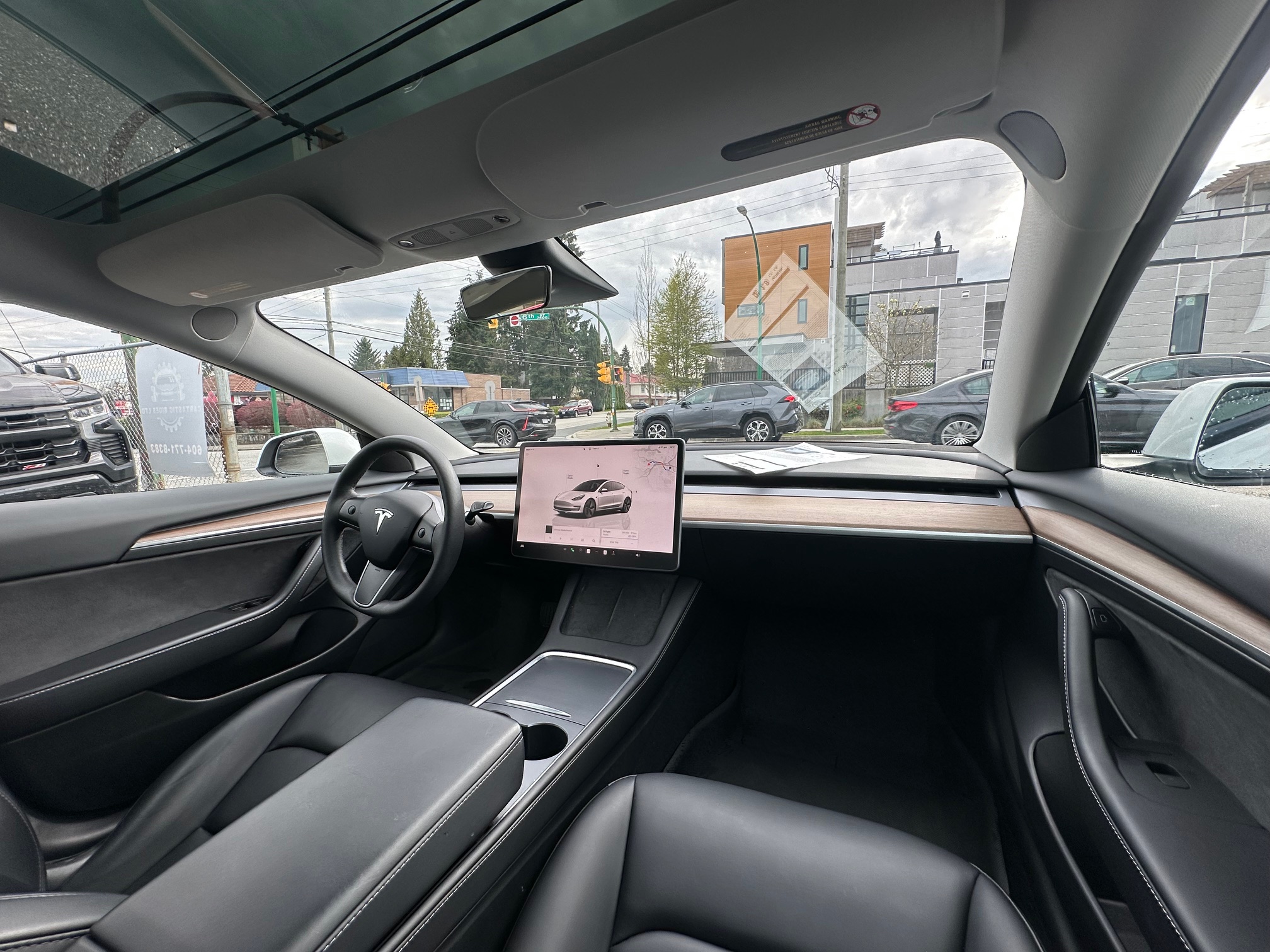 2023 Tesla 3 standard range