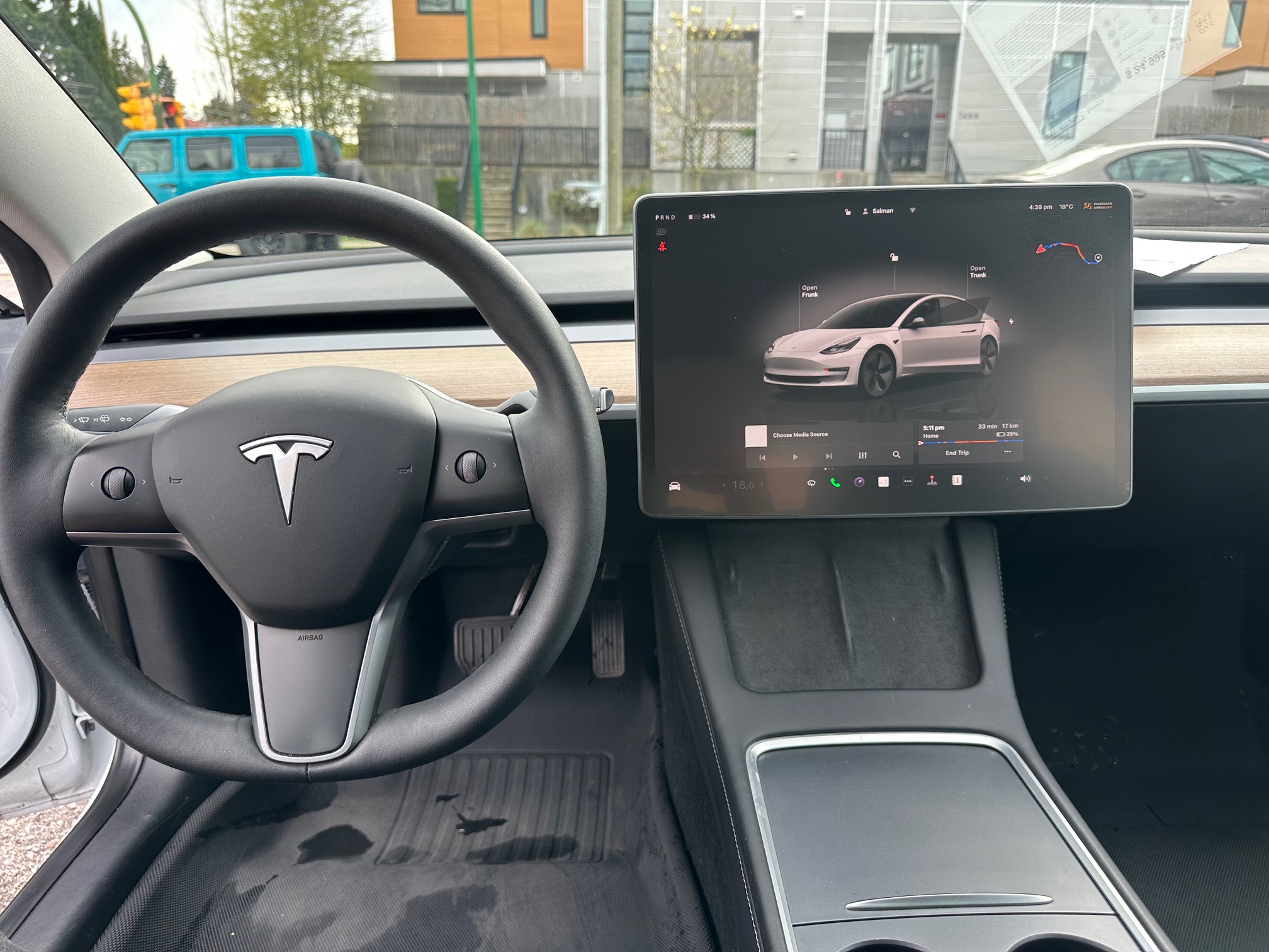 2023 Tesla 3 standard range
