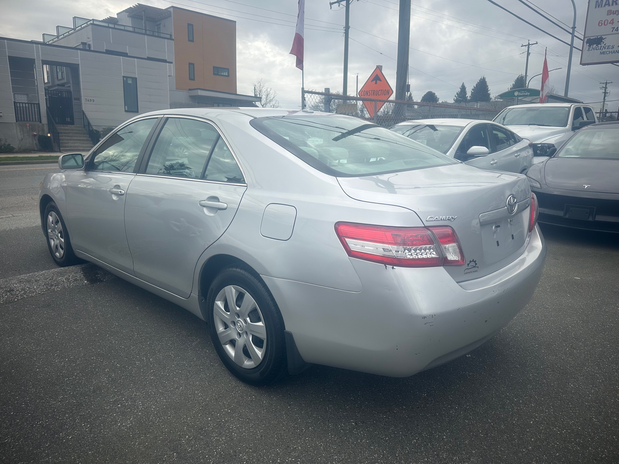 2011 Toyota Camry LE