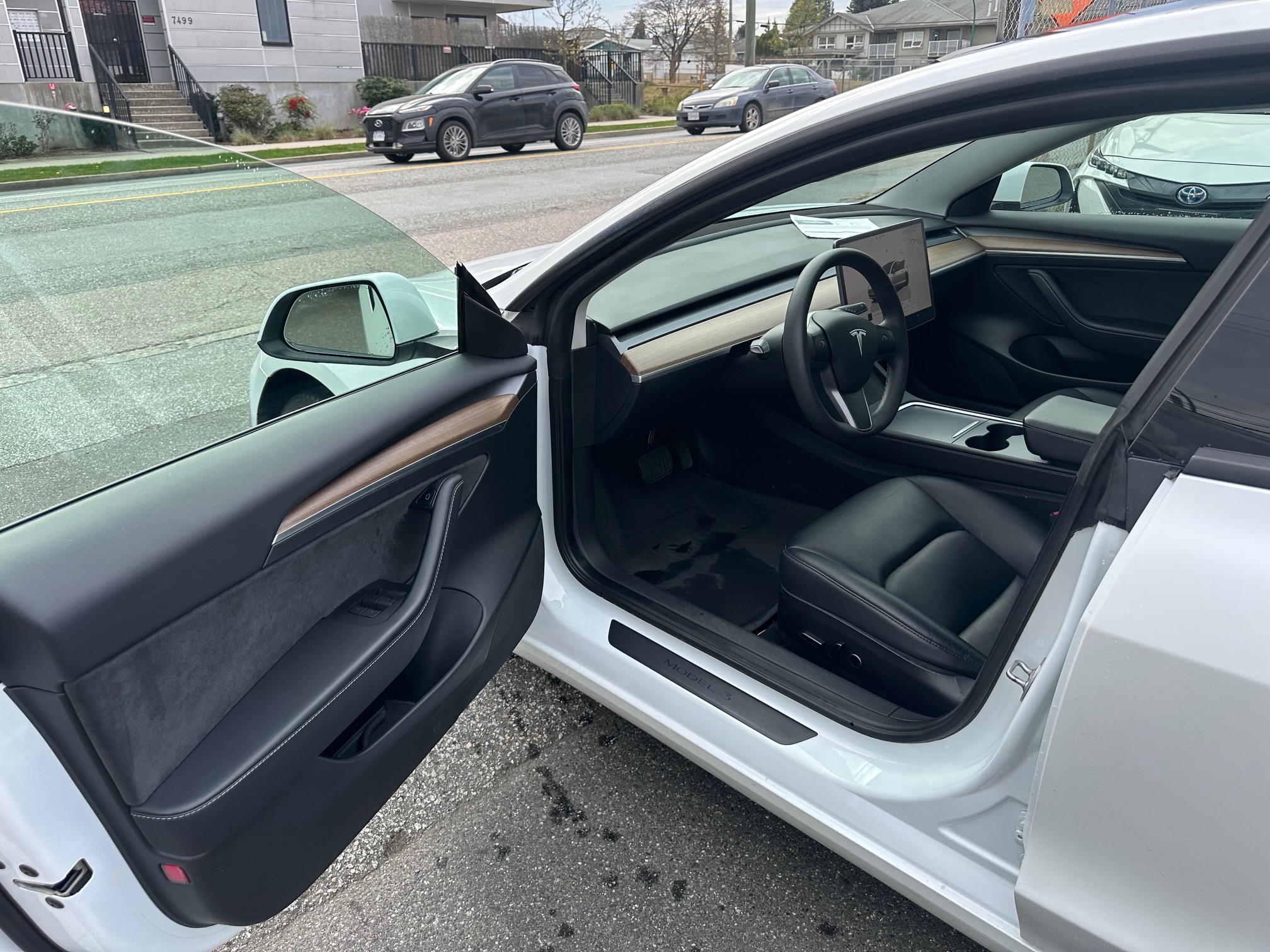 2023 Tesla 3 standard range