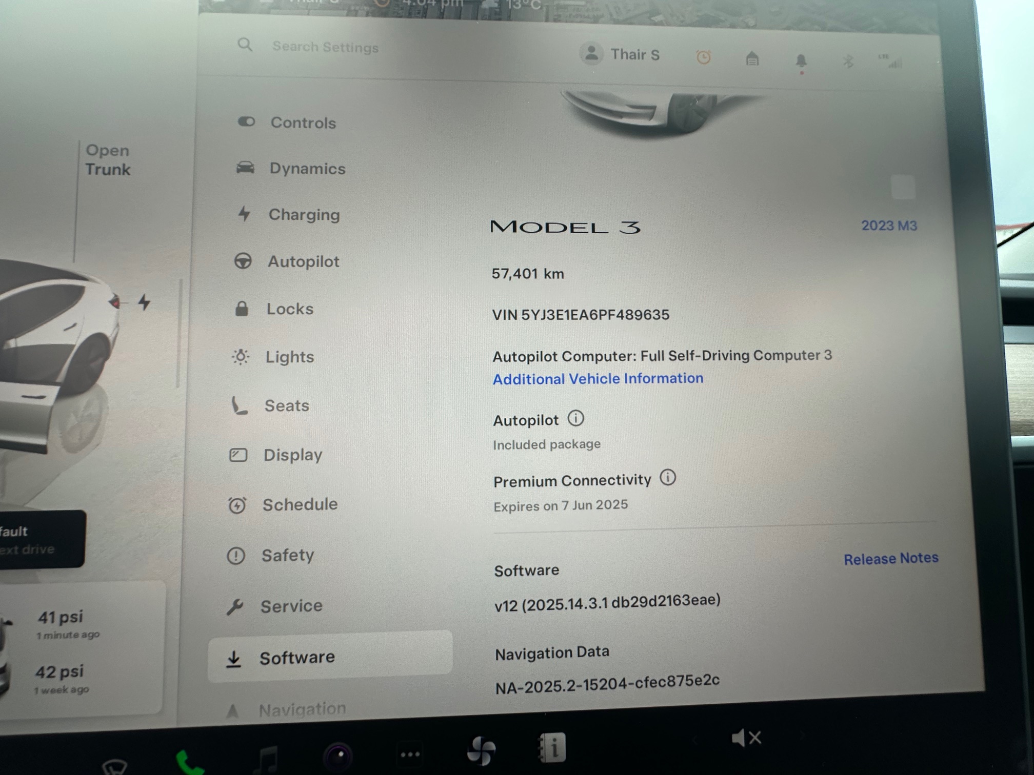 2023 Tesla 3 standard range