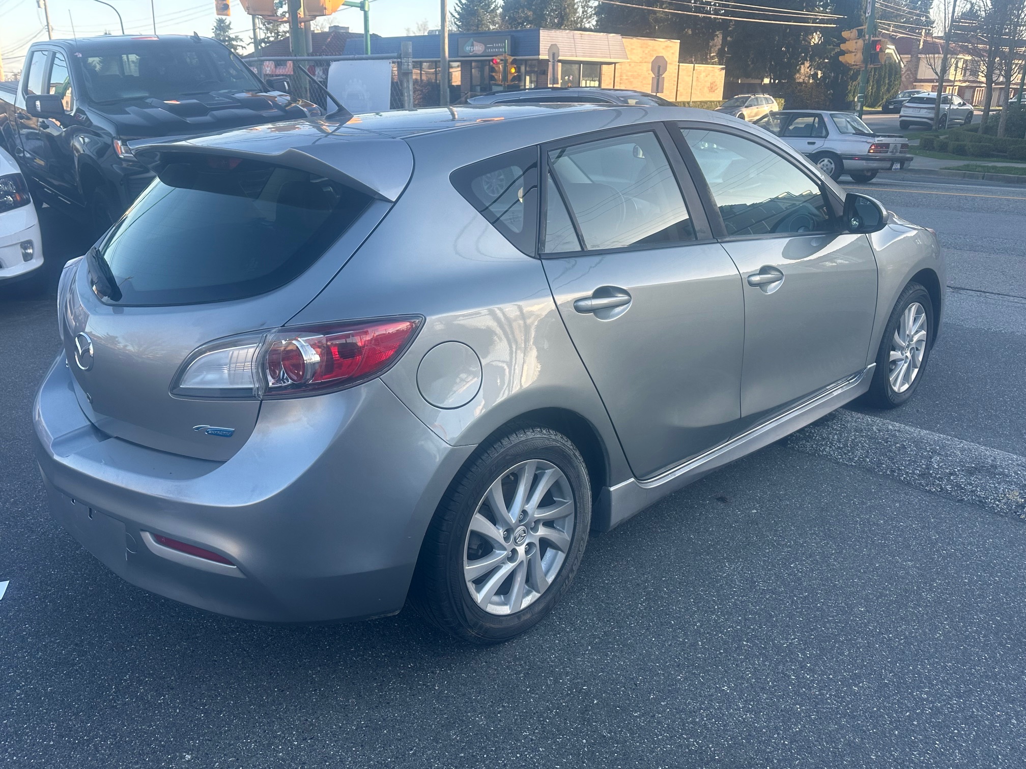 2012 Mazda Mazda3 GS-SKY Hatchback *** SOLD