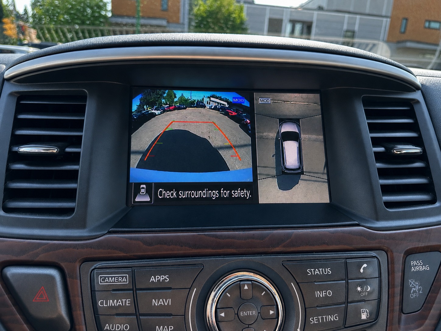 2018 Nissan Pathfinder Platinum 4WD – Fully Loaded 7-Passenger SUV!
