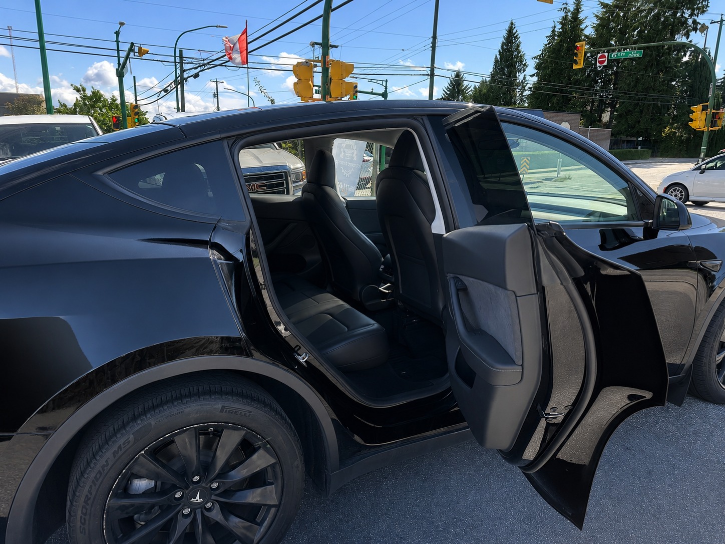 2025 TESLA MODEL Y LONG RANGE AWD