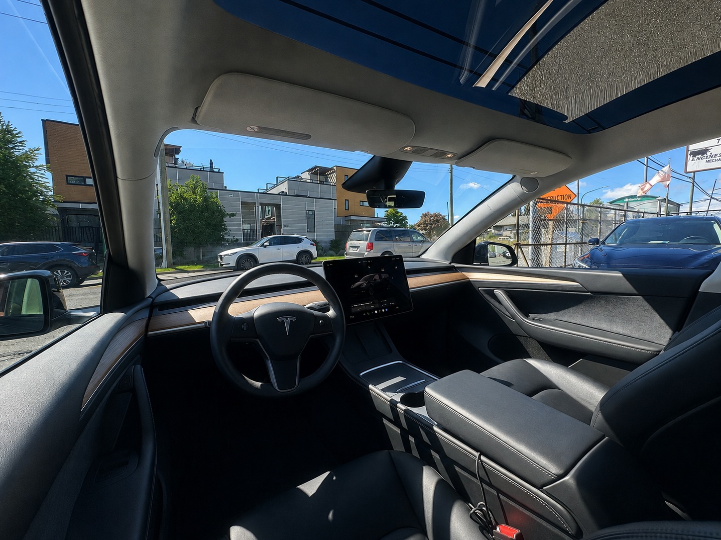 2025 TESLA MODEL Y LONG RANGE AWD