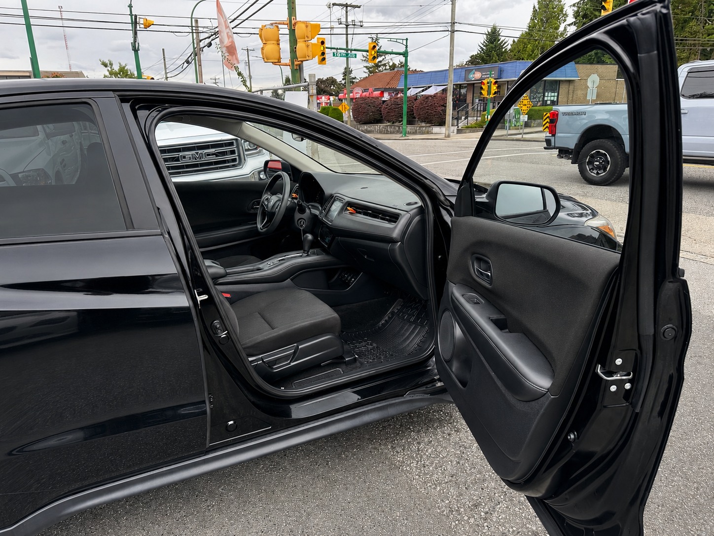 2017 Honda HR-V LX